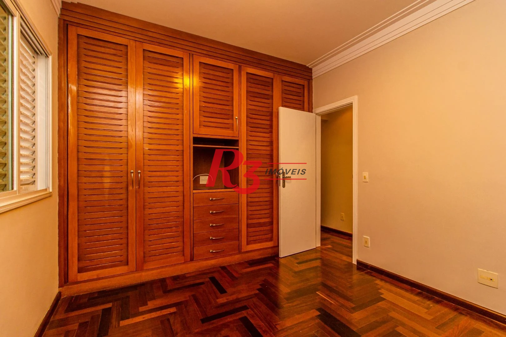 Apartamento com 3 dormitórios para alugar, 180 m² por R$ 10.800,02/mês - Boqueirão - Santos/SP