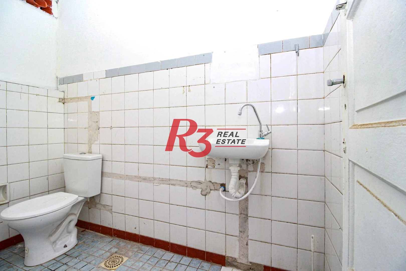 Loja, 570 m² - venda por R$ 3.000.000,00 ou aluguel por R$ 26.060,00/mês - Encruzilhada - Santos/SP