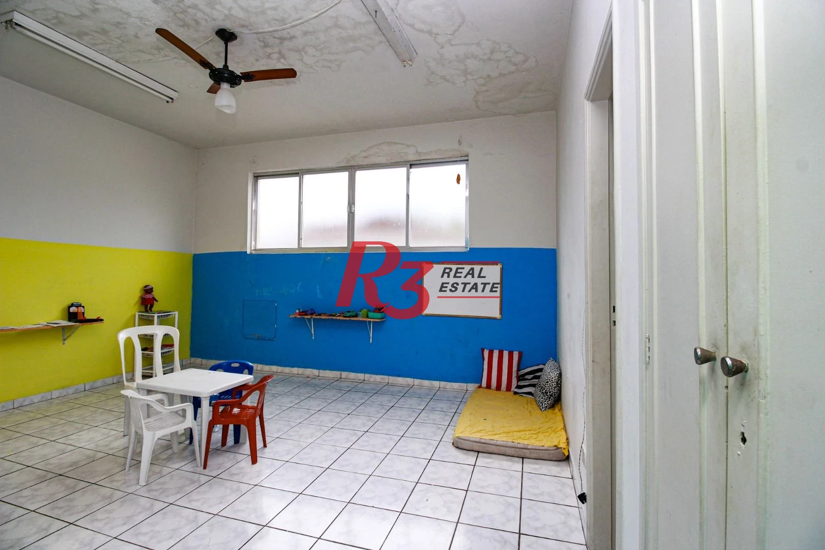 Loja, 570 m² - venda por R$ 3.000.000,00 ou aluguel por R$ 26.060,00/mês - Encruzilhada - Santos/SP