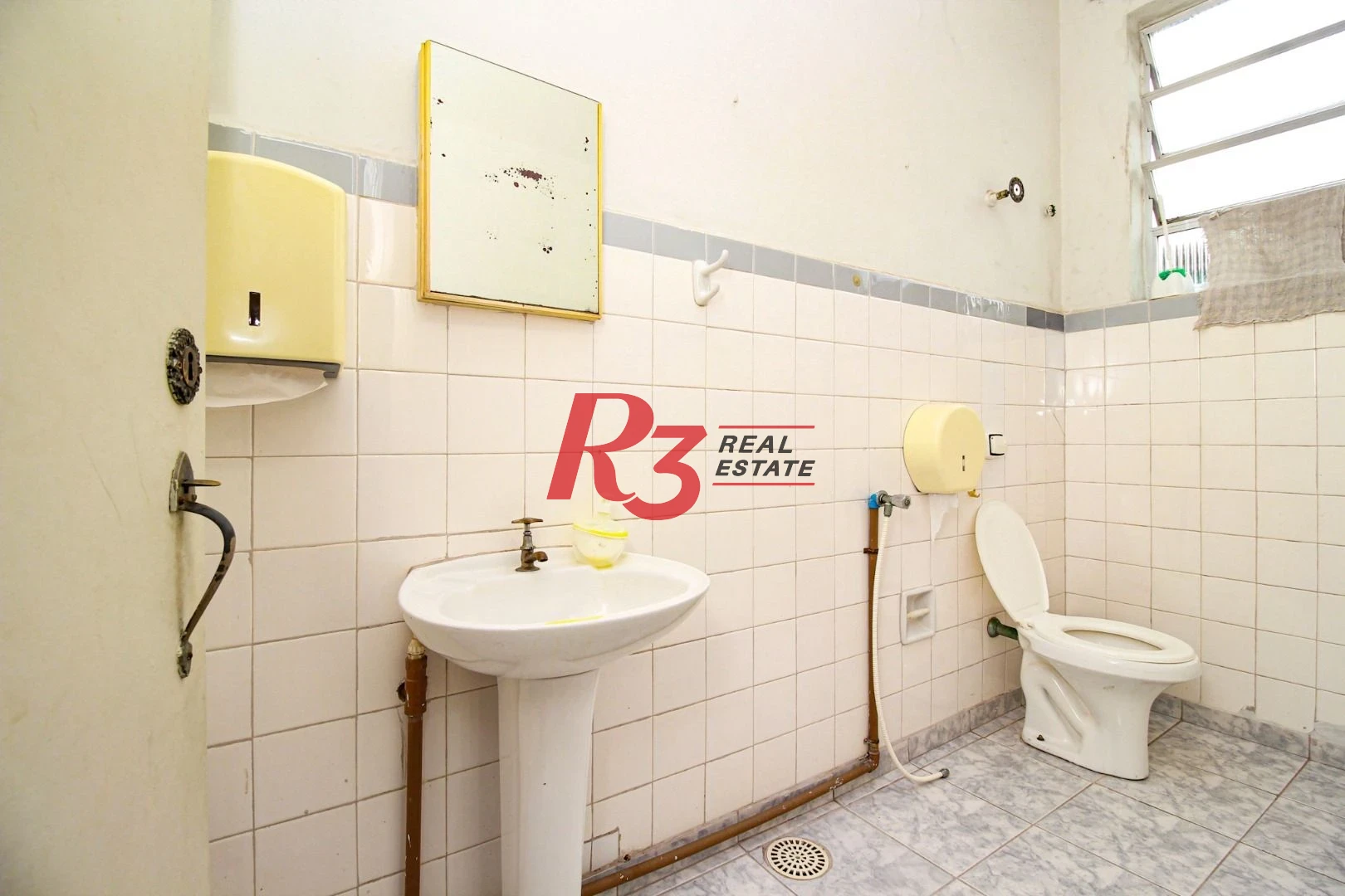 Loja, 570 m² - venda por R$ 3.000.000,00 ou aluguel por R$ 26.060,00/mês - Encruzilhada - Santos/SP