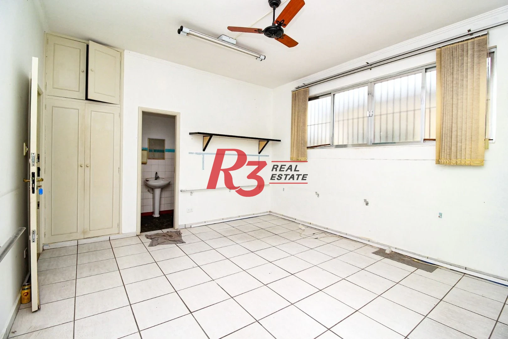 Loja, 570 m² - venda por R$ 3.000.000,00 ou aluguel por R$ 26.060,00/mês - Encruzilhada - Santos/SP