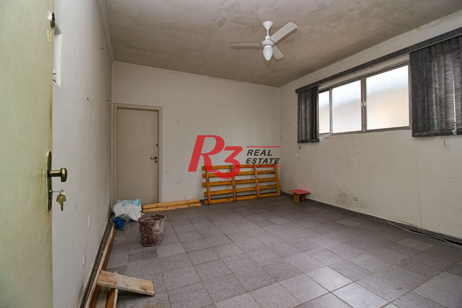 Loja, 570 m² - venda por R$ 3.000.000,00 ou aluguel por R$ 26.060,00/mês - Encruzilhada - Santos/SP