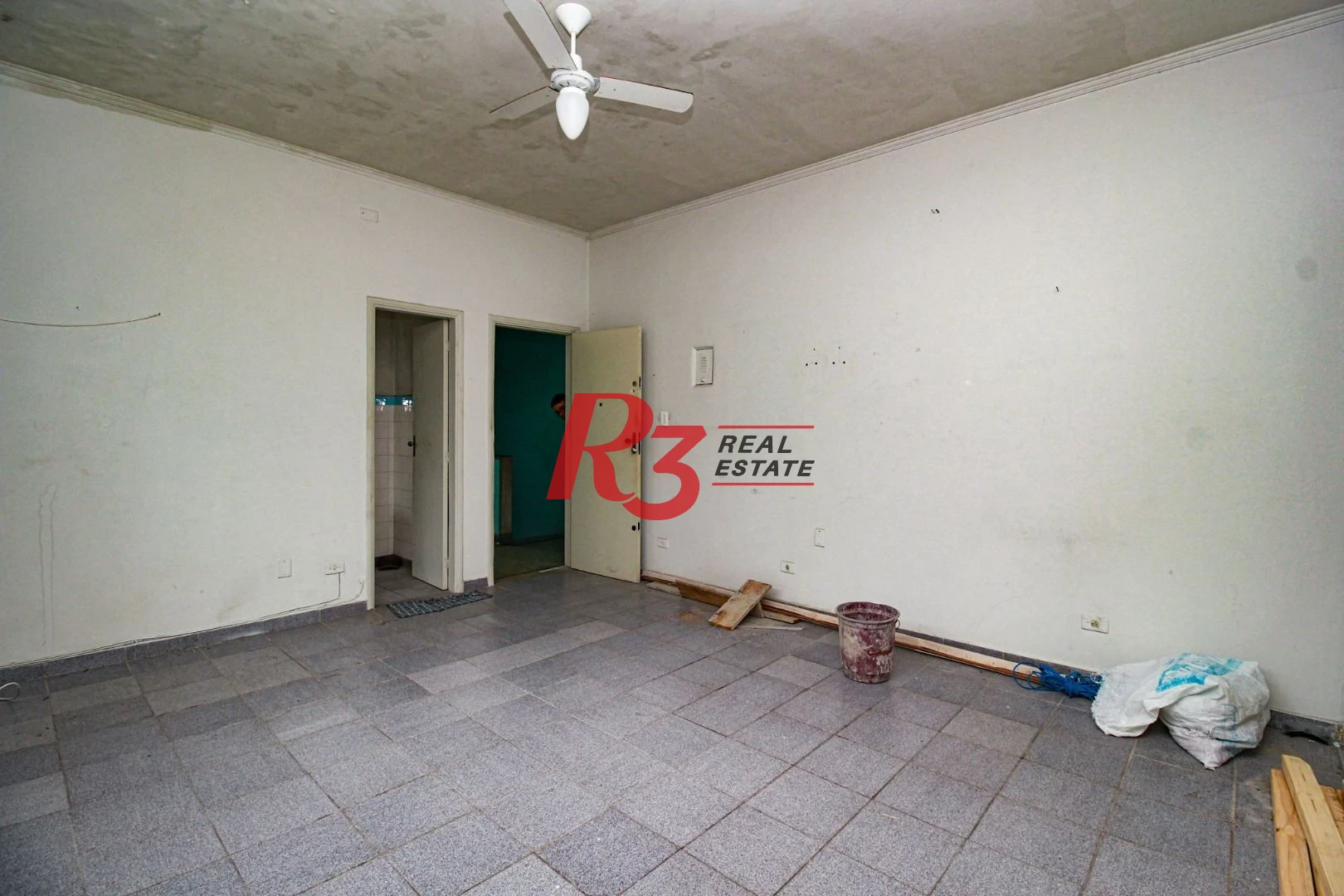 Loja, 570 m² - venda por R$ 3.000.000,00 ou aluguel por R$ 26.060,00/mês - Encruzilhada - Santos/SP
