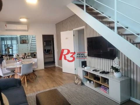 Apartamento Duplex com 2 dormitórios, 2 suítes,  Gonzaga - Santos/SP