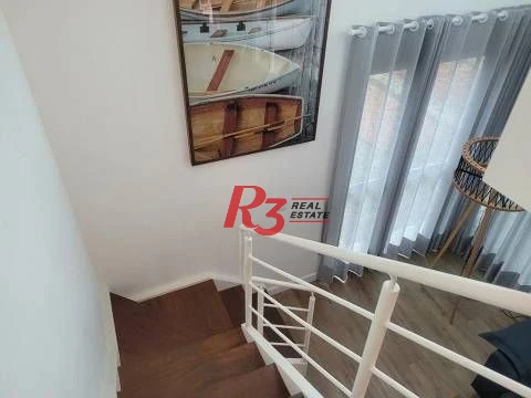 Apartamento Duplex com 2 dormitórios, 2 suítes,  Gonzaga - Santos/SP
