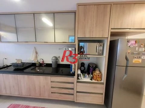 Apartamento Duplex com 2 dormitórios, 2 suítes,  Gonzaga - Santos/SP