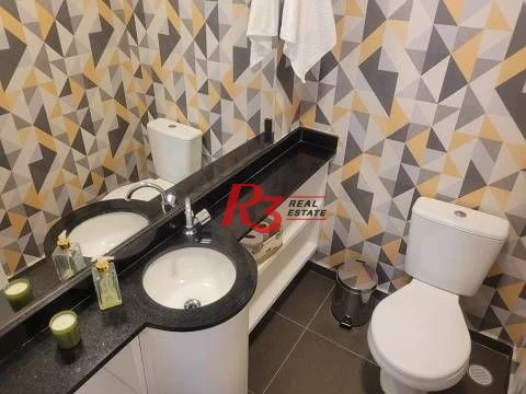 Apartamento Duplex com 2 dormitórios, 2 suítes,  Gonzaga - Santos/SP