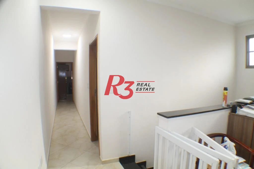 Sobrado com 3 dormitórios à venda, 300 m² por R$ 1.920.000,00 - Boqueirão - Santos/SP
