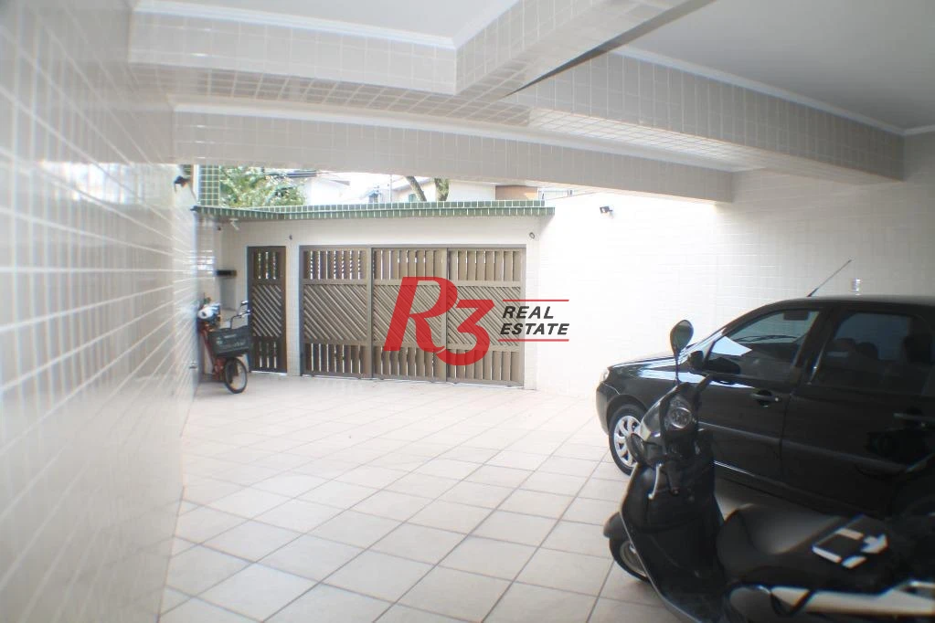 Sobrado com 3 dormitórios à venda, 300 m² por R$ 1.920.000,00 - Boqueirão - Santos/SP