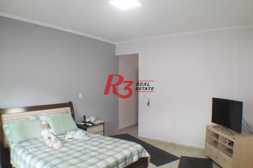 Sobrado com 3 dormitórios à venda, 300 m² por R$ 1.920.000,00 - Boqueirão - Santos/SP