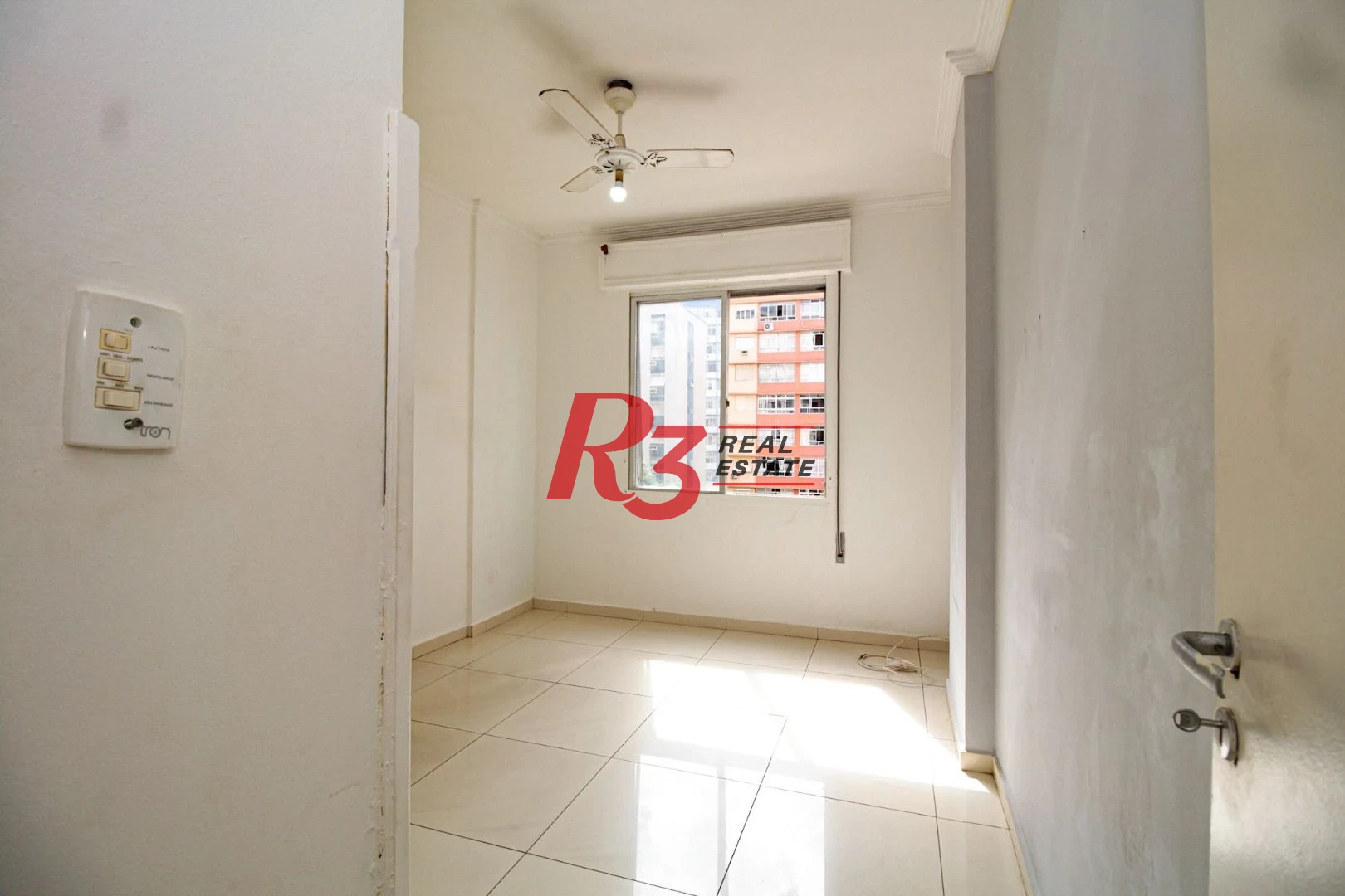 Apartamento com 2 dormitórios à venda, 113 m² por R$ 600.000,00 - Boqueirão - Santos/SP