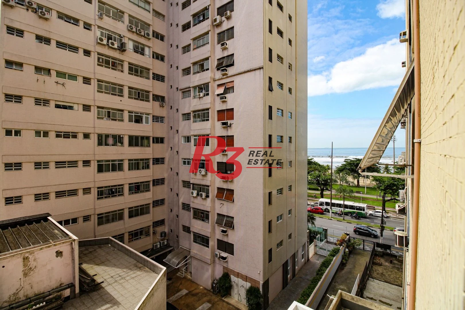 Apartamento com 2 dormitórios à venda, 113 m² por R$ 600.000,00 - Boqueirão - Santos/SP