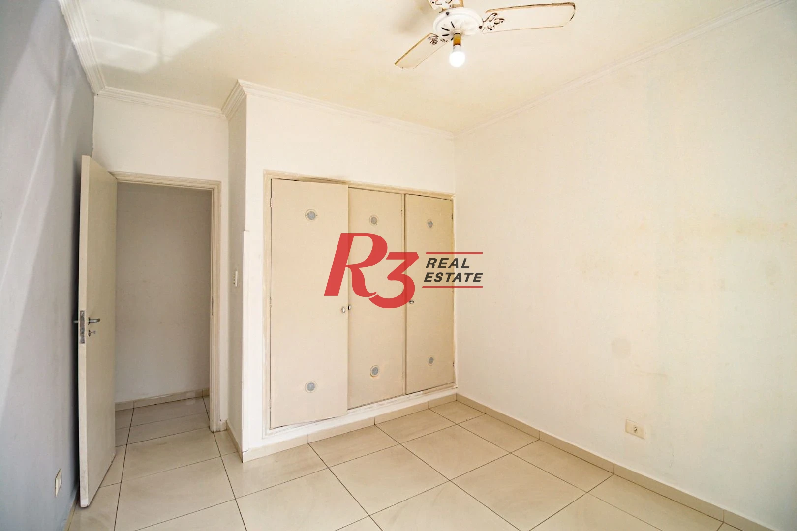 Apartamento com 2 dormitórios à venda, 113 m² por R$ 600.000,00 - Boqueirão - Santos/SP