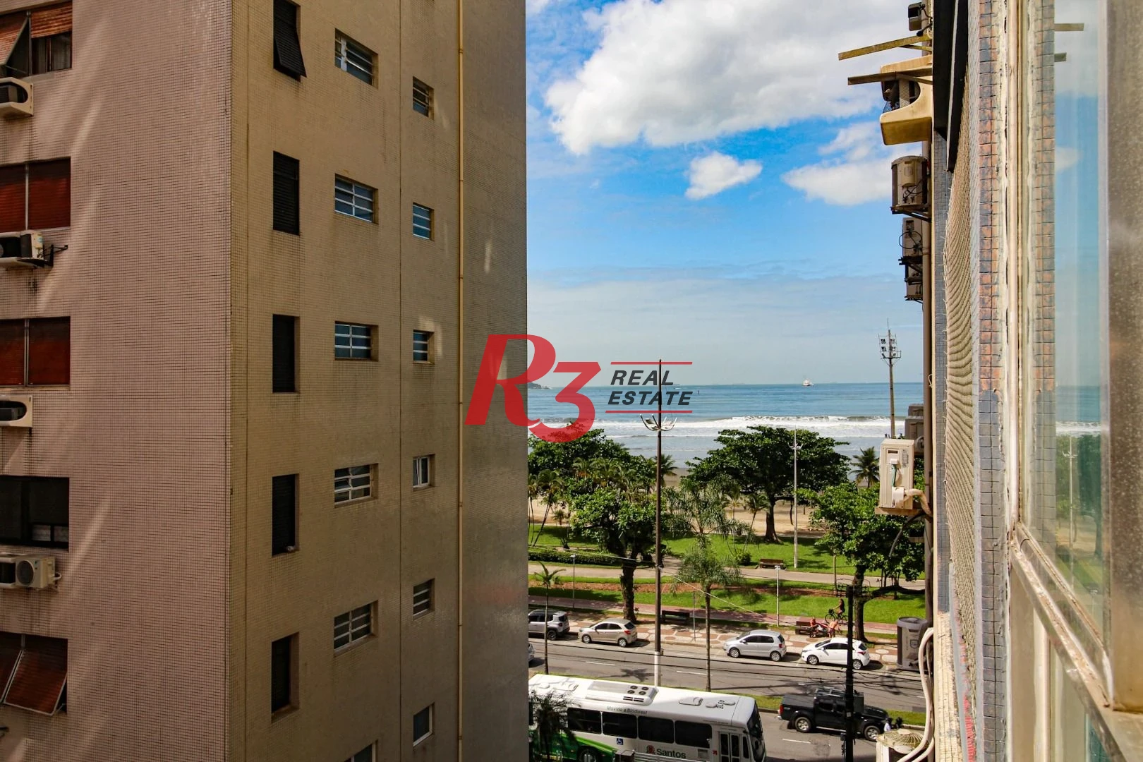 Apartamento com 2 dormitórios à venda, 113 m² por R$ 600.000,00 - Boqueirão - Santos/SP