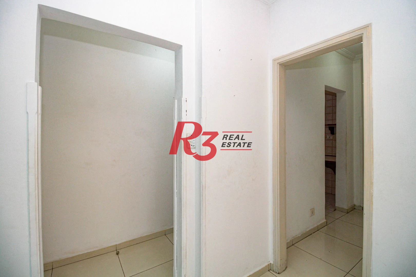 Apartamento com 2 dormitórios à venda, 113 m² por R$ 600.000,00 - Boqueirão - Santos/SP