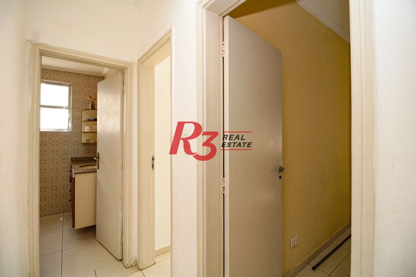 Apartamento com 2 dormitórios à venda, 113 m² por R$ 600.000,00 - Boqueirão - Santos/SP