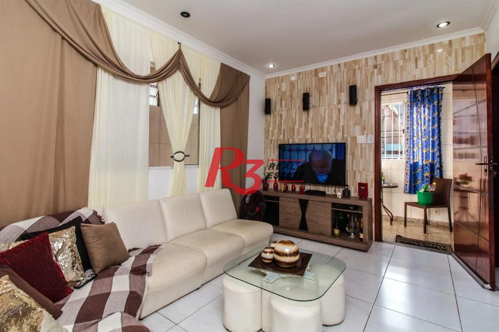 Casa com 2 dormitórios à venda, 180 m² por R$ 691.000,00 - Marapé - Santos/SP