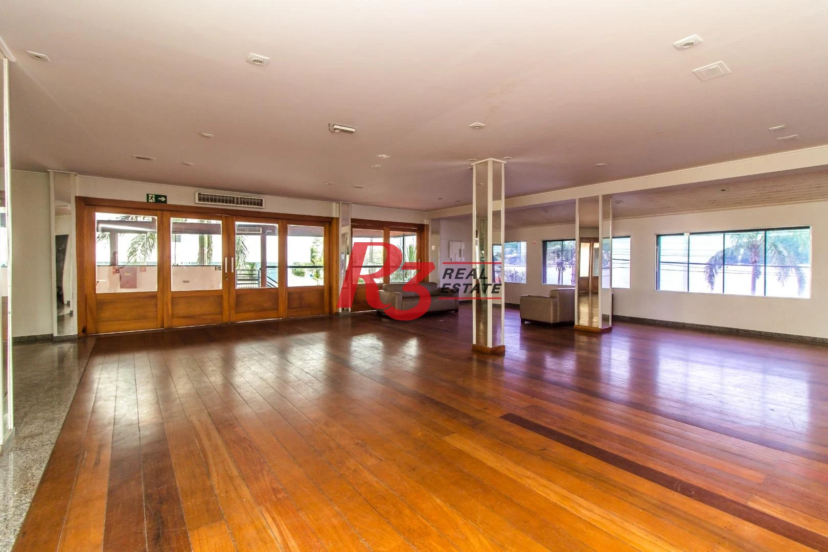 Sobrado à venda, 1183 m² por R$ 6.000.000,00 - Centro - São Vicente/SP