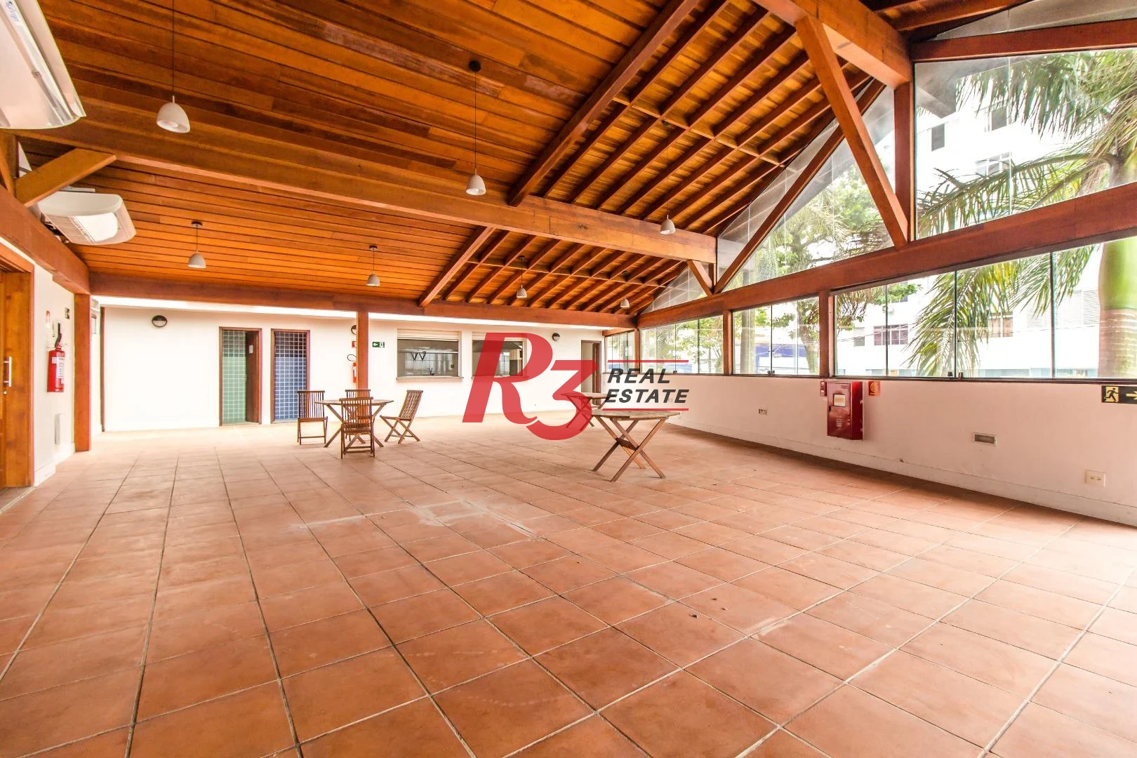 Sobrado à venda, 1183 m² por R$ 6.000.000,00 - Centro - São Vicente/SP