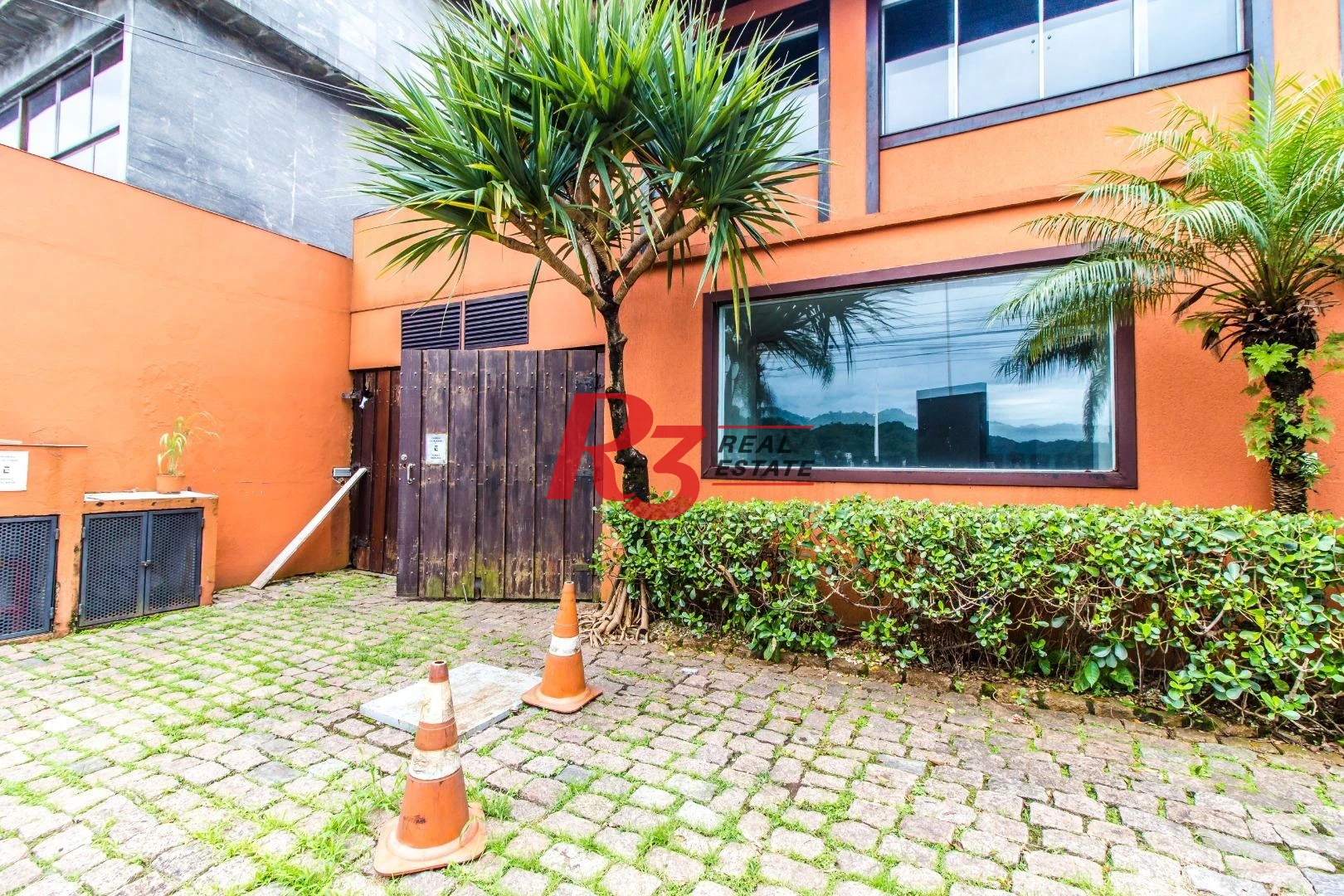 Sobrado à venda, 1183 m² por R$ 6.000.000,00 - Centro - São Vicente/SP