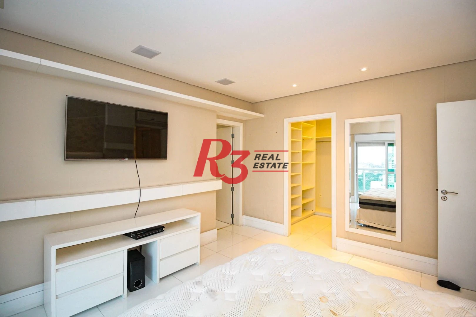 Apartamento com 4 dormitórios para alugar, 360 m² por R$ 40.000,00/mês - Gonzaga - Santos/SP