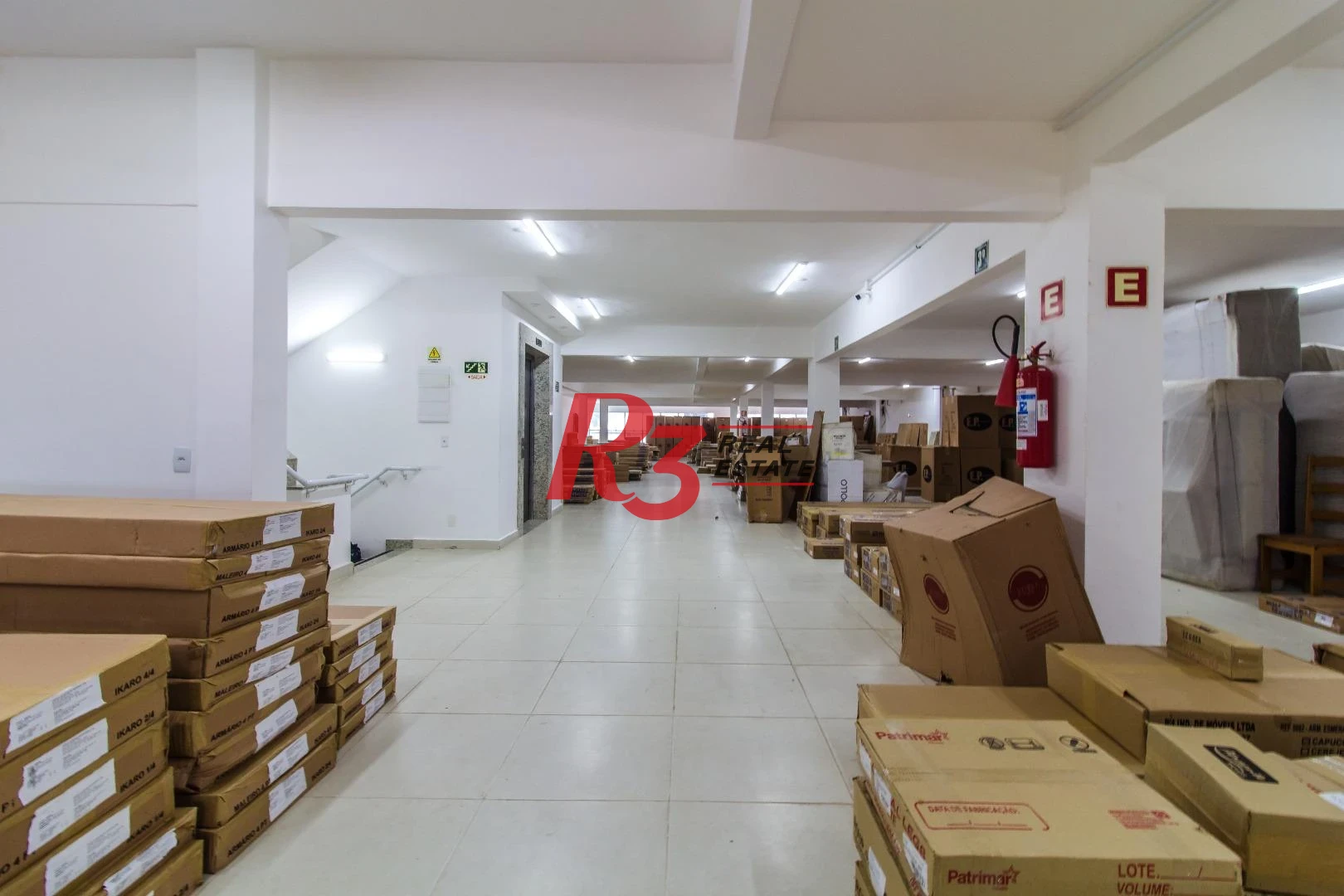 Prédio para alugar, 3000 m² - Centro - Santos/SP