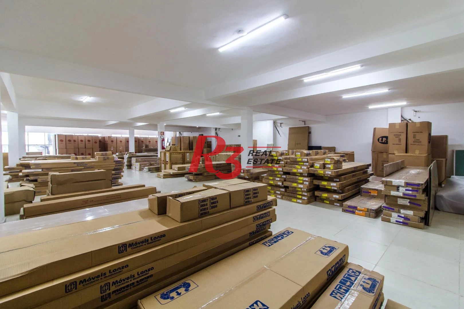 Prédio para alugar, 3000 m² - Centro - Santos/SP