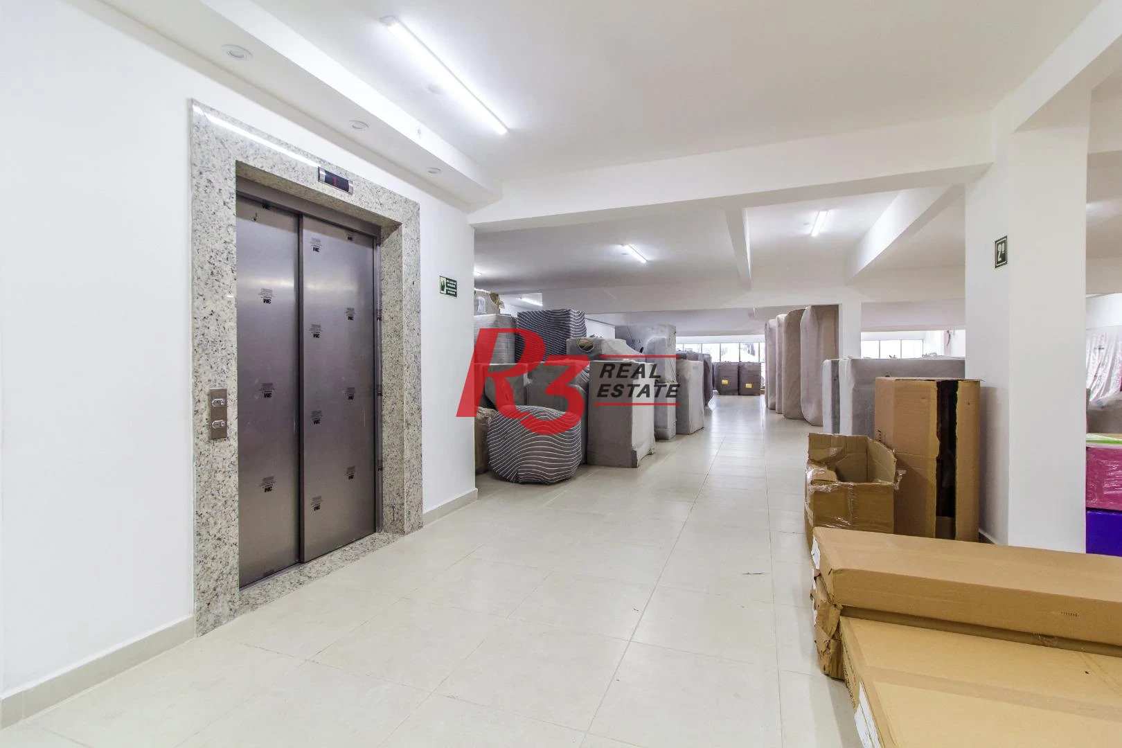 Prédio para alugar, 3000 m² - Centro - Santos/SP