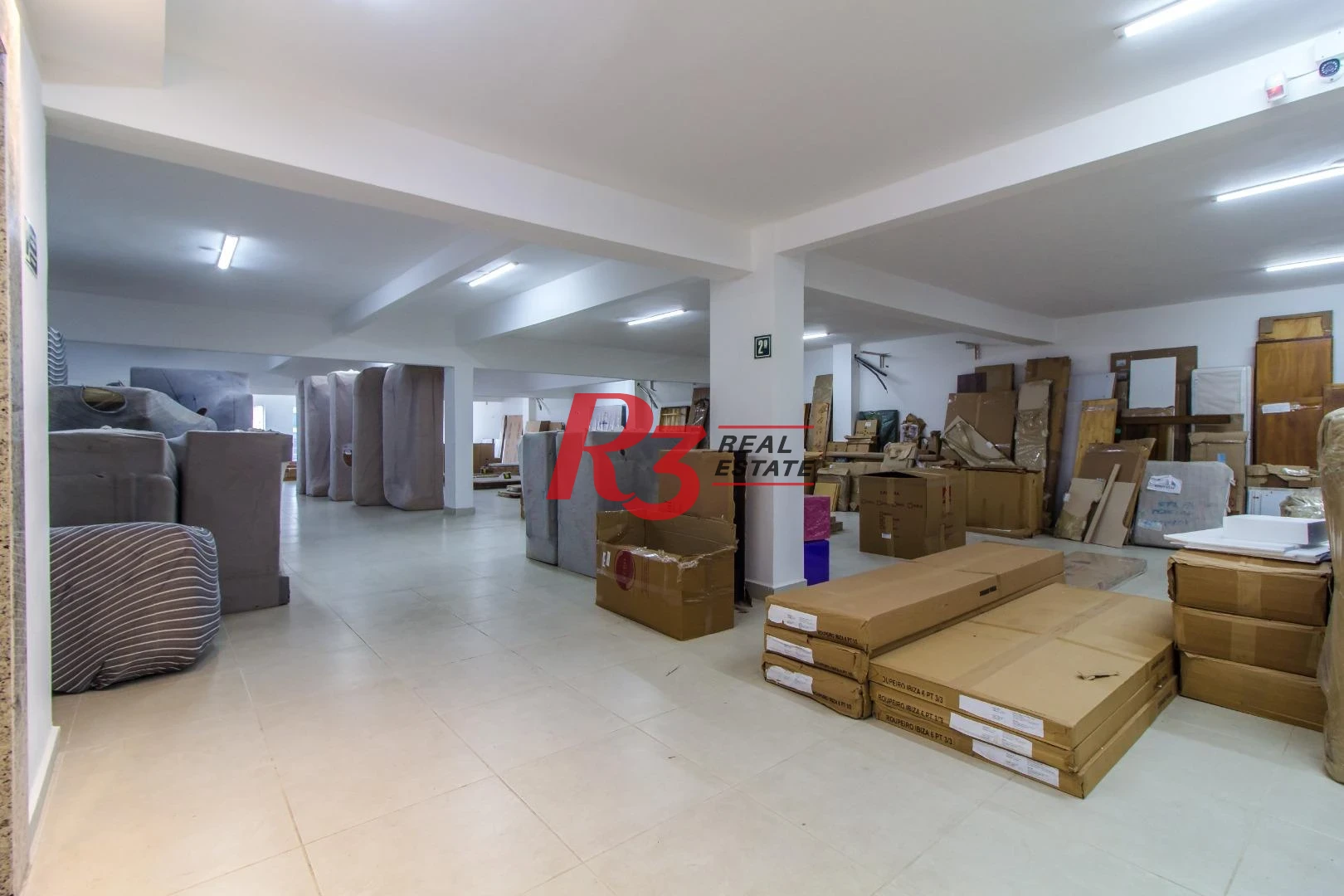 Prédio para alugar, 3000 m² - Centro - Santos/SP