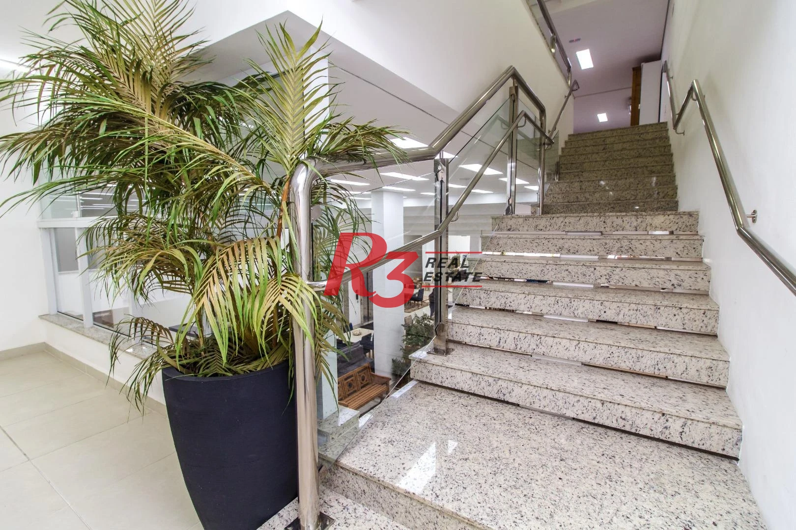 Prédio para alugar, 3000 m² - Centro - Santos/SP