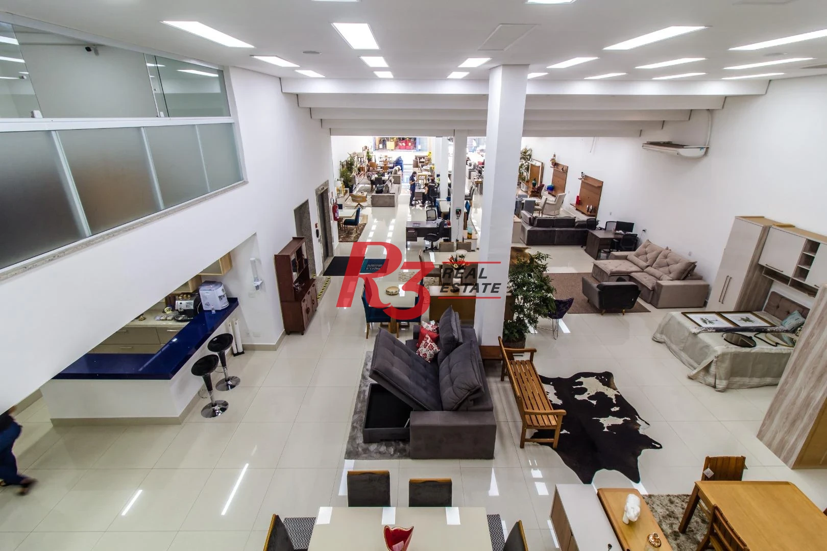 Prédio para alugar, 3000 m² - Centro - Santos/SP