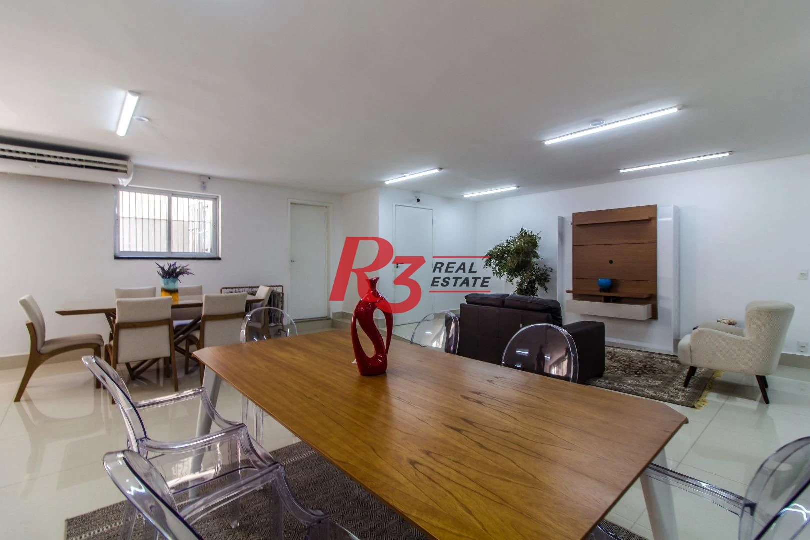 Prédio para alugar, 3000 m² - Centro - Santos/SP