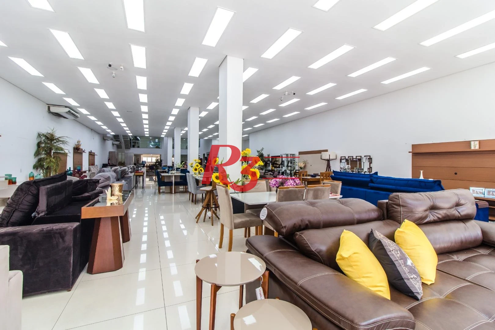 Prédio para alugar, 3000 m² - Centro - Santos/SP
