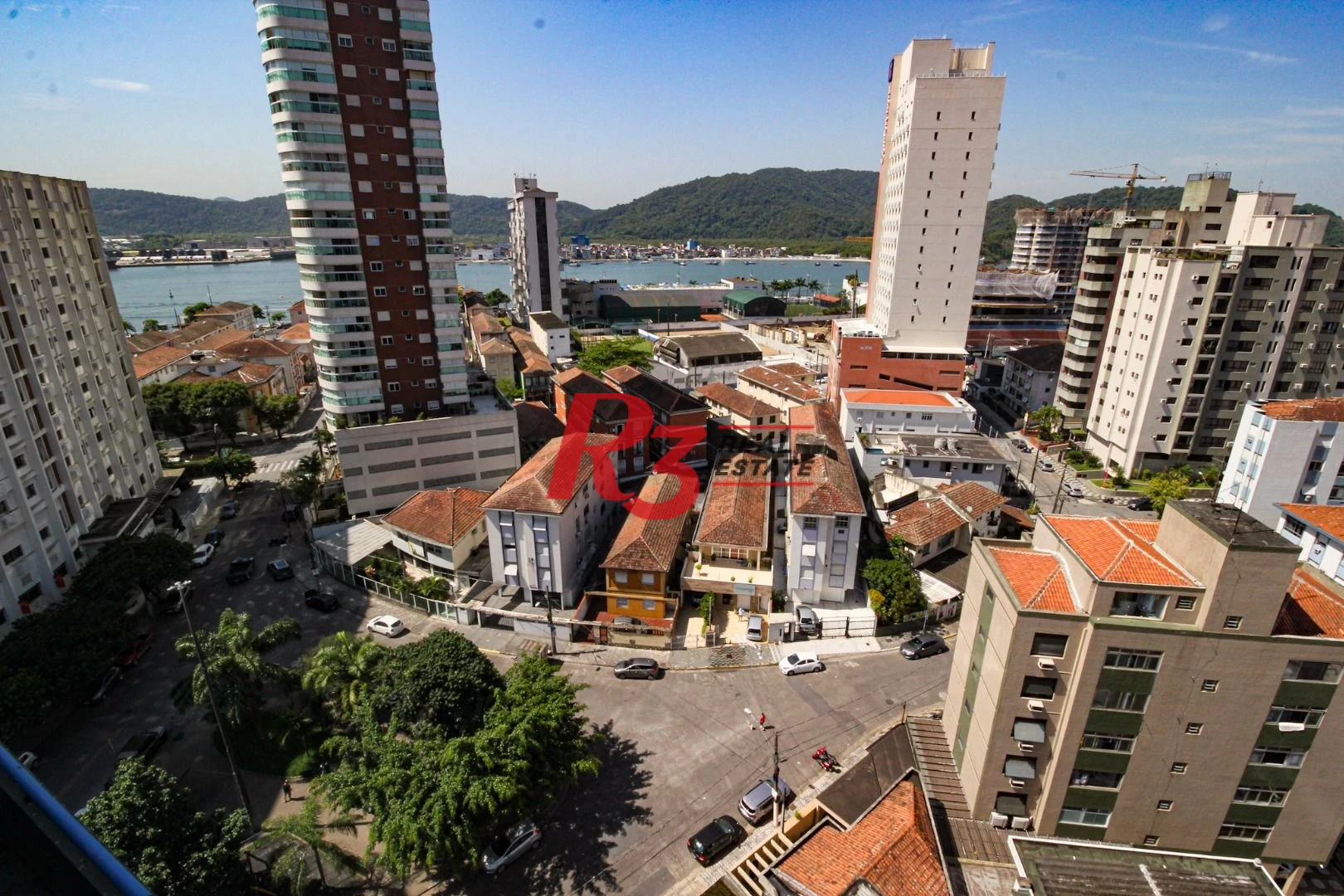 Cobertura à venda, 392 m² por R$ 3.000.000,00 - Ponta da Praia - Santos/SP