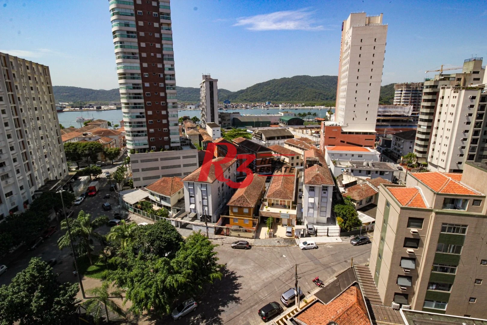 Cobertura à venda, 392 m² por R$ 3.000.000,00 - Ponta da Praia - Santos/SP