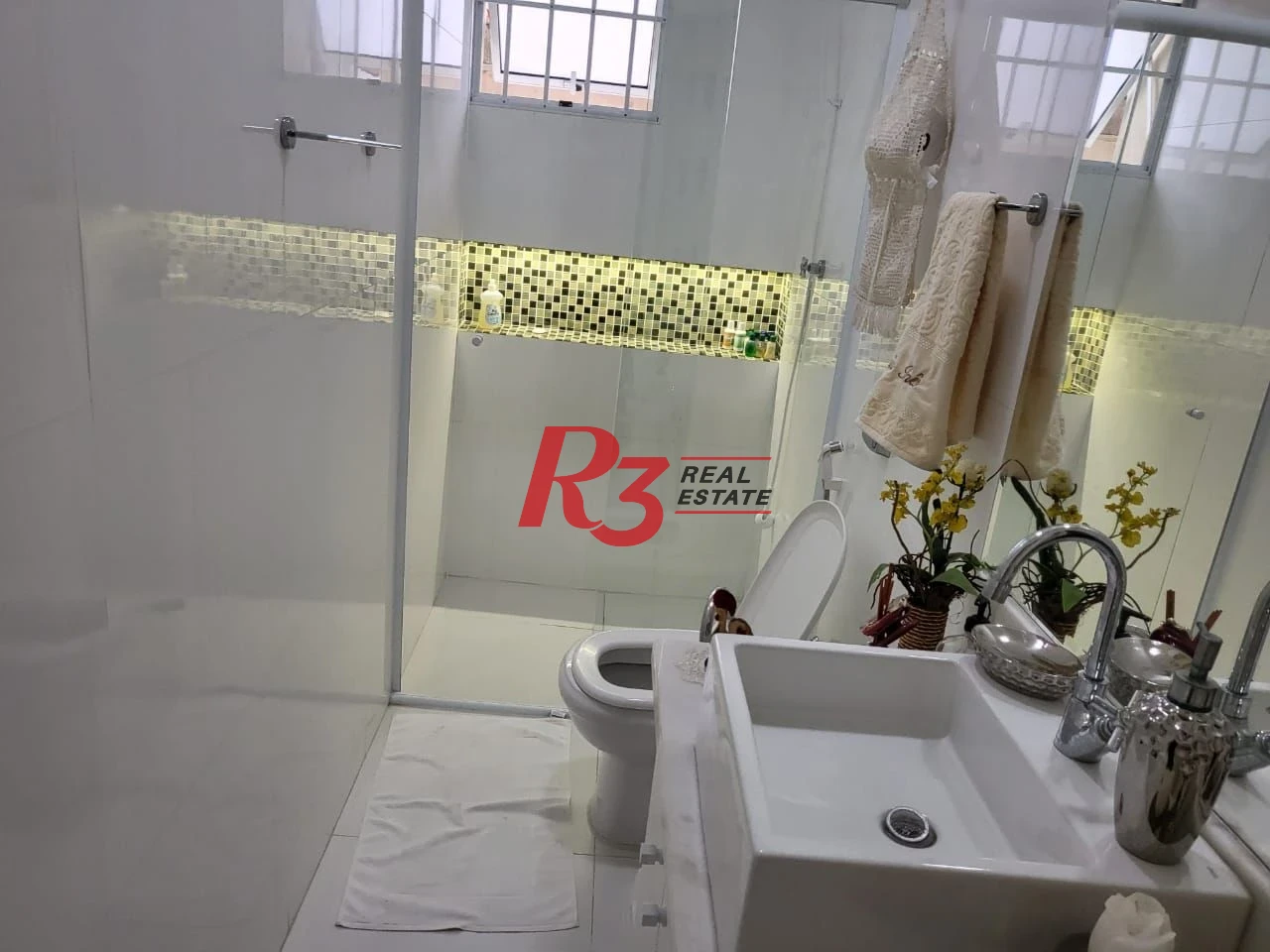 Casa com 4 dormitórios à venda, 480 m² - Gonzaga - Santos/SP