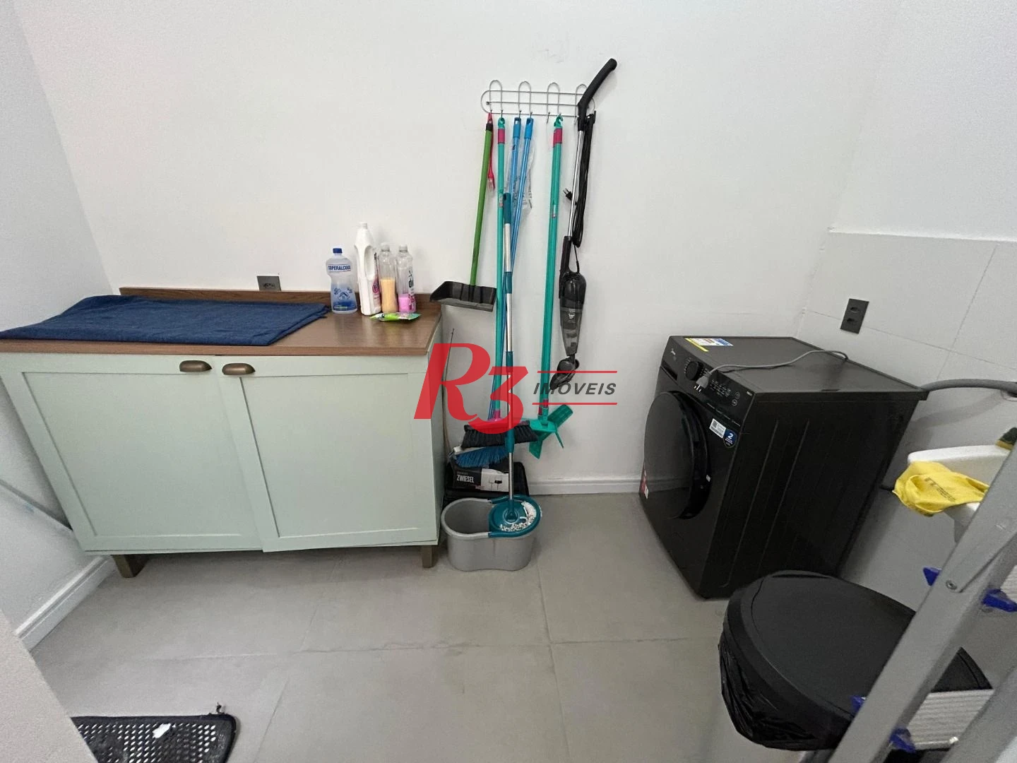 Apartamento com 3 dormitórios à venda, 104 m² por R$ 550.000,00 - Campo Grande - Santos/SP