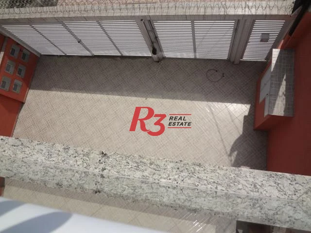Sobrado de 3 de dormitórios a venda no Catiapoã.
