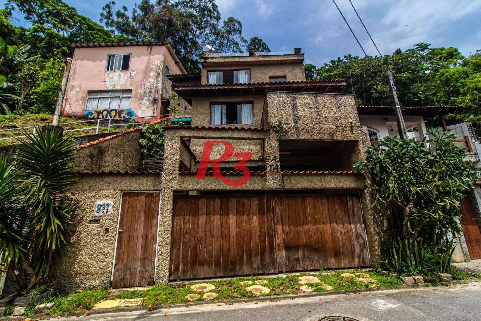 Casa com 3 dormitórios à venda, 350 m² por R$ 750.000,00 - Parque Prainha - São Vicente/SP