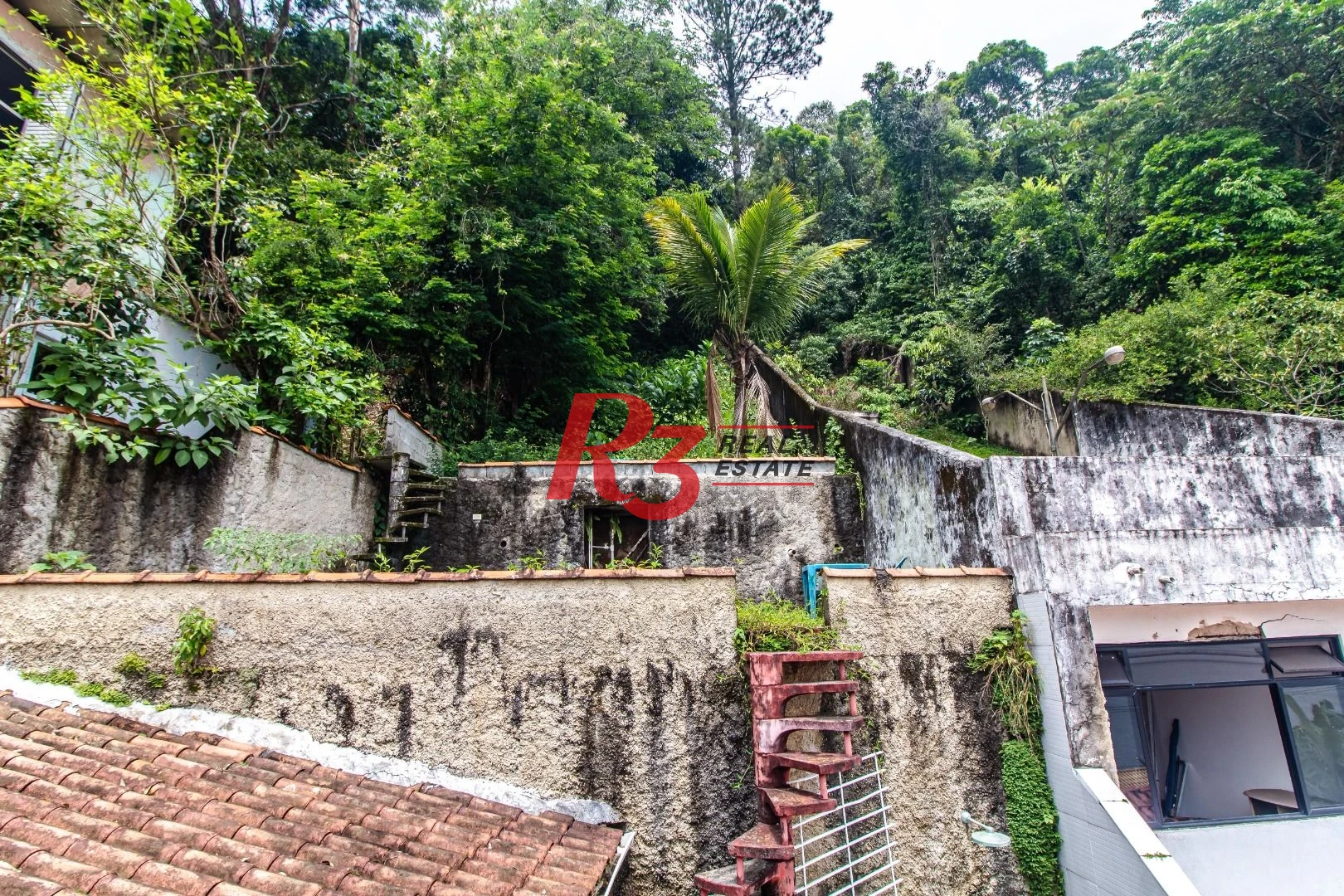 Casa com 3 dormitórios à venda, 350 m² por R$ 750.000,00 - Parque Prainha - São Vicente/SP