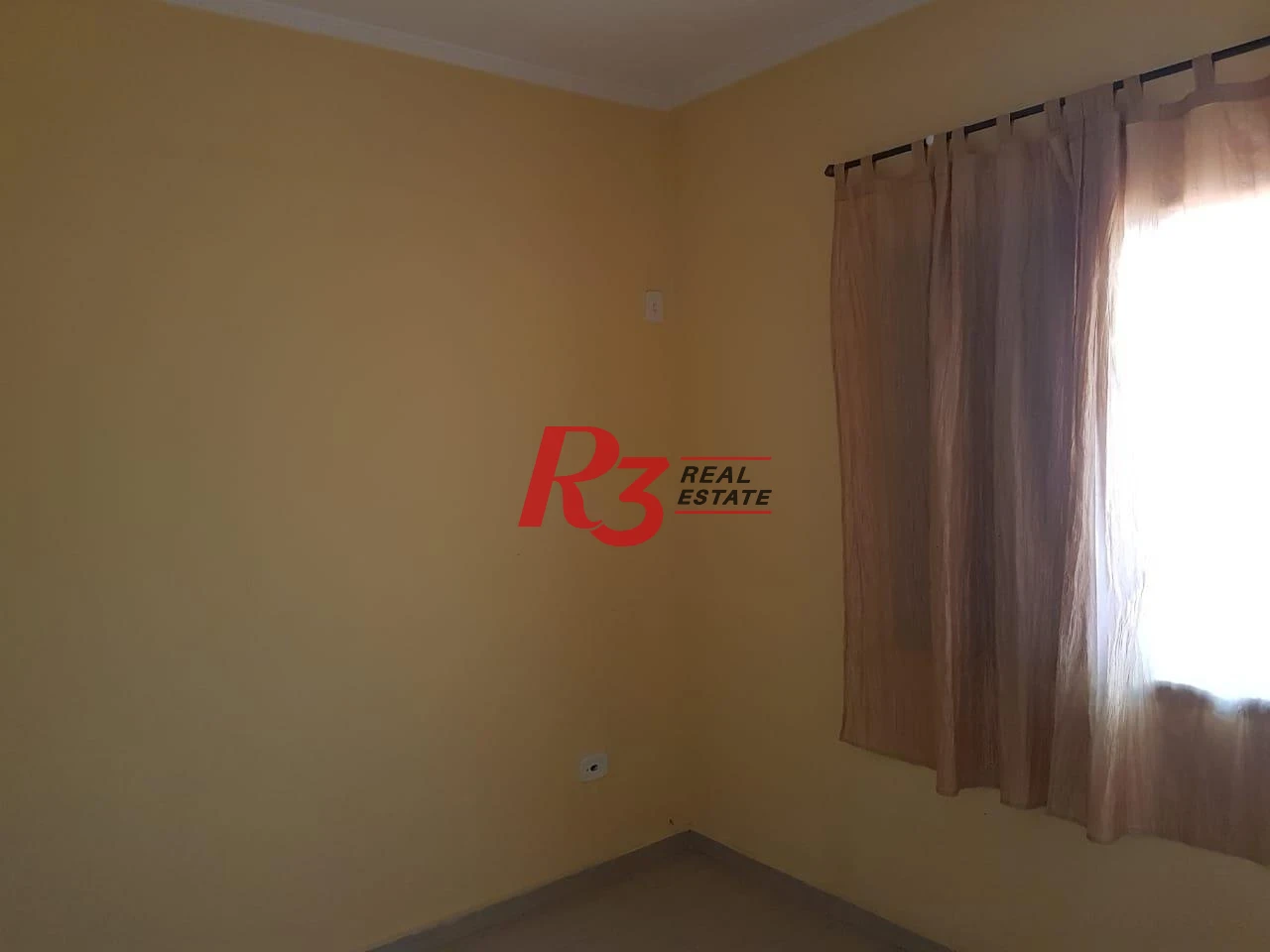 Sobrado com 3 dormitórios à venda, 124 m² por R$ 930.000,00 - Mirim - Praia Grande/SP