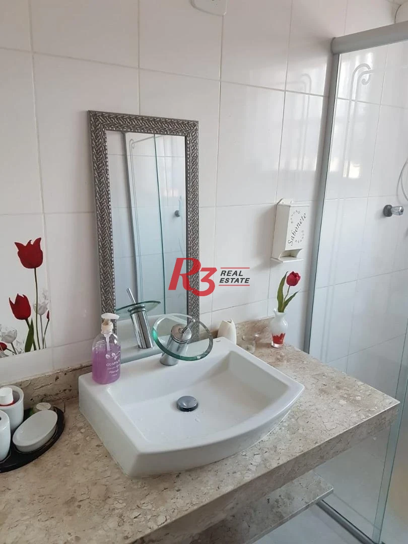 Sobrado com 3 dormitórios à venda, 124 m² por R$ 930.000,00 - Mirim - Praia Grande/SP