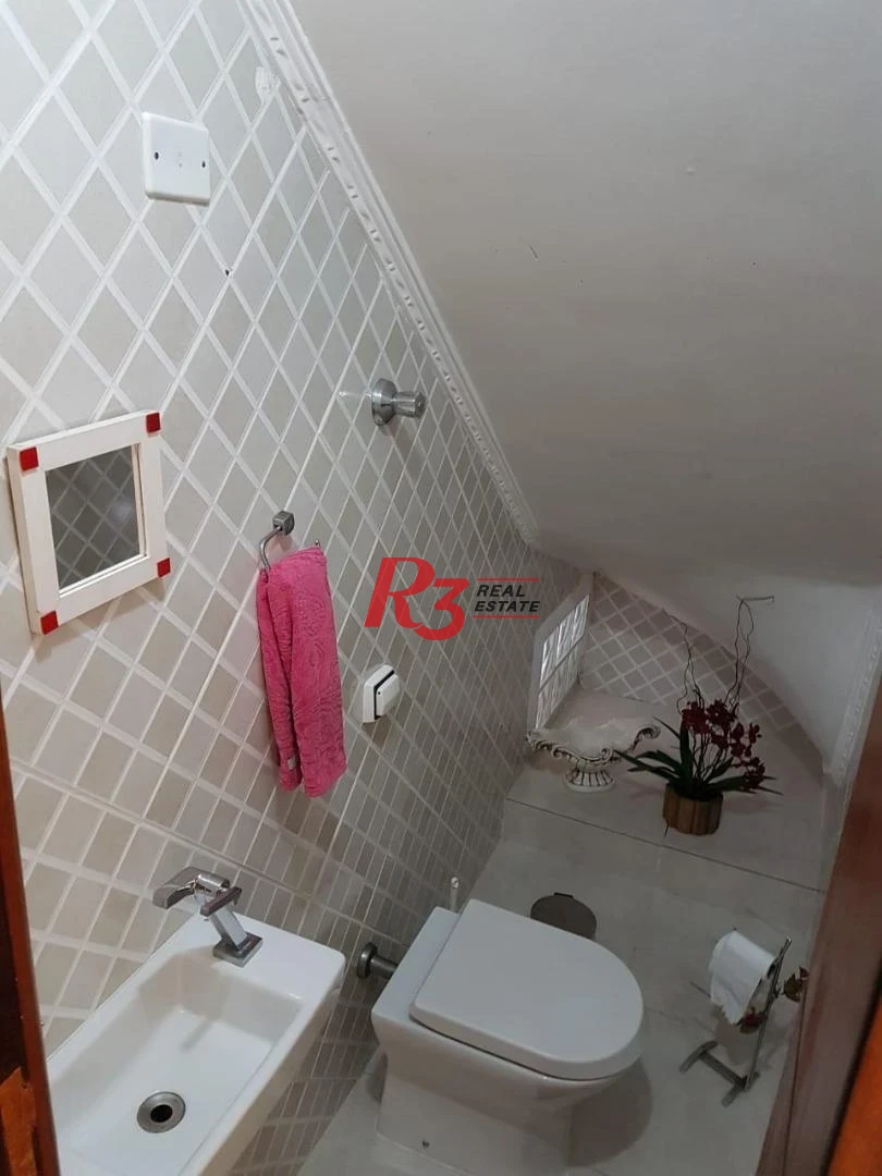 Sobrado com 3 dormitórios à venda, 124 m² por R$ 930.000,00 - Mirim - Praia Grande/SP