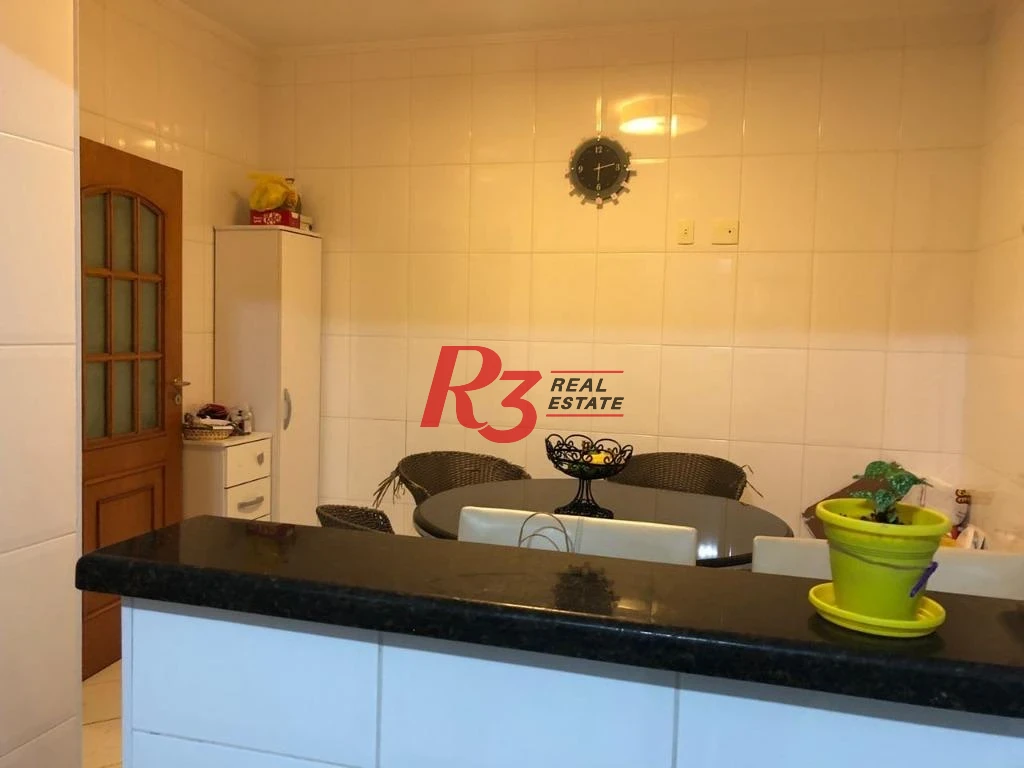 Casa com 4 dormitórios, 320 m² - venda por R$ 1.950.000,00 ou aluguel por R$ 15.000,00/mês - Embaré - Santos/SP