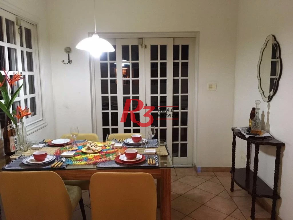 Sobrado com 3 dormitórios à venda, 160 m² - Itararé - São Vicente/SP