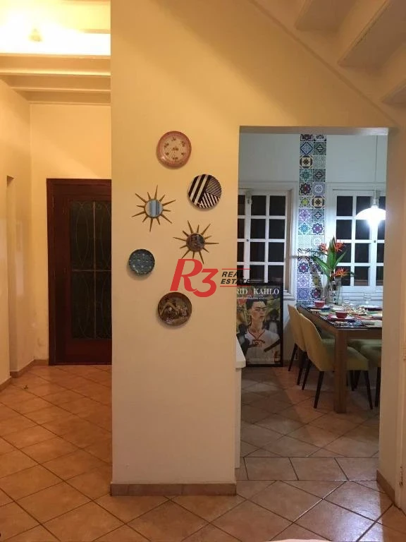 Sobrado com 3 dormitórios à venda, 160 m² - Itararé - São Vicente/SP