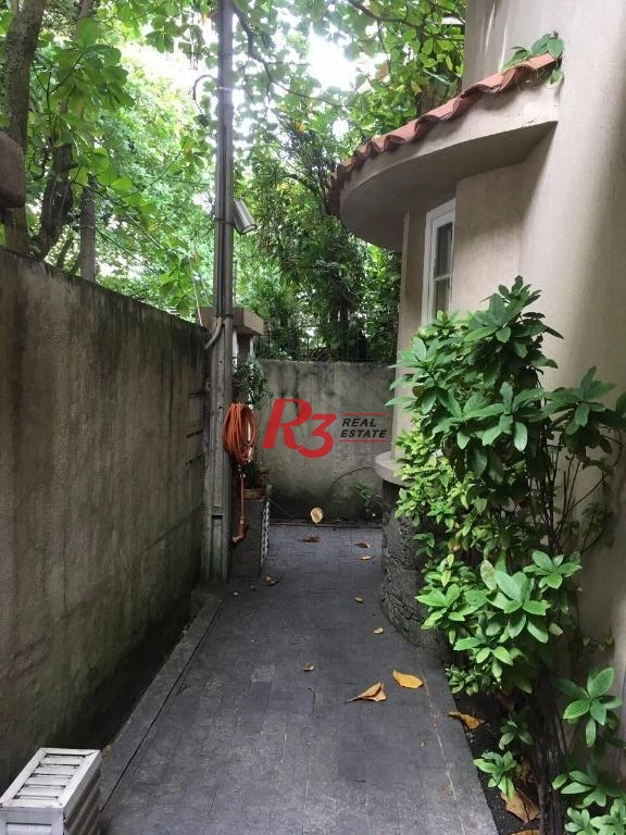 Sobrado com 3 dormitórios à venda, 160 m² - Itararé - São Vicente/SP