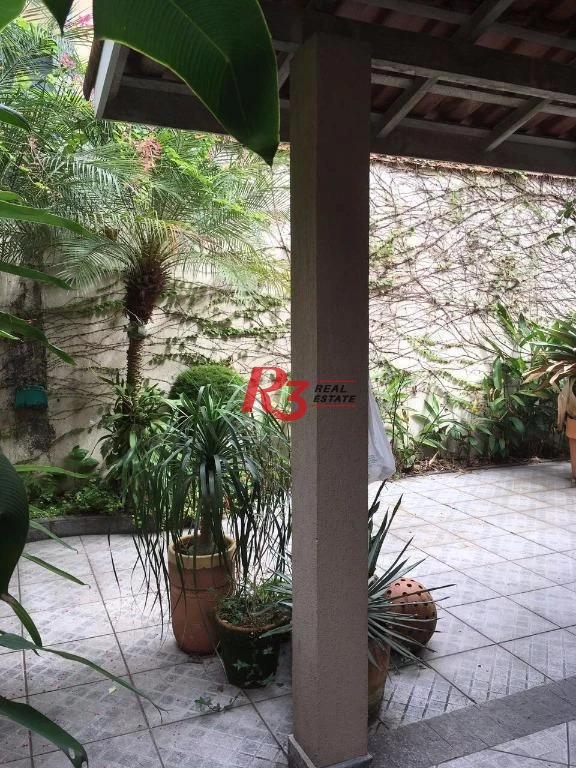 Sobrado com 3 dormitórios à venda, 160 m² - Itararé - São Vicente/SP
