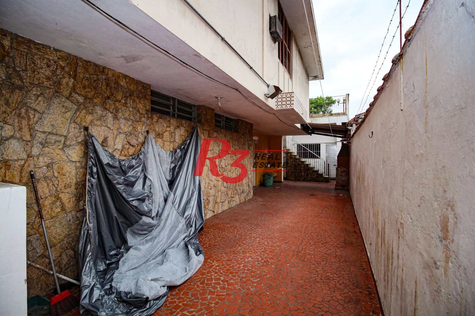 Sobrado à venda, 350 m² por R$ 1.450.000,00 - Encruzilhada - Santos/SP