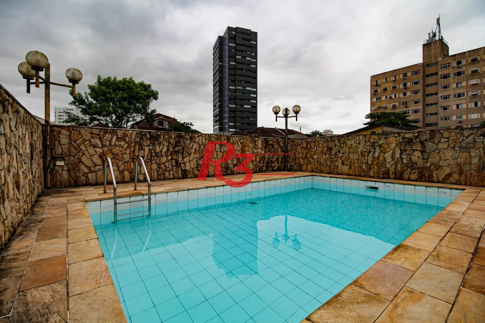 Sobrado à venda, 350 m² por R$ 1.450.000,00 - Encruzilhada - Santos/SP
